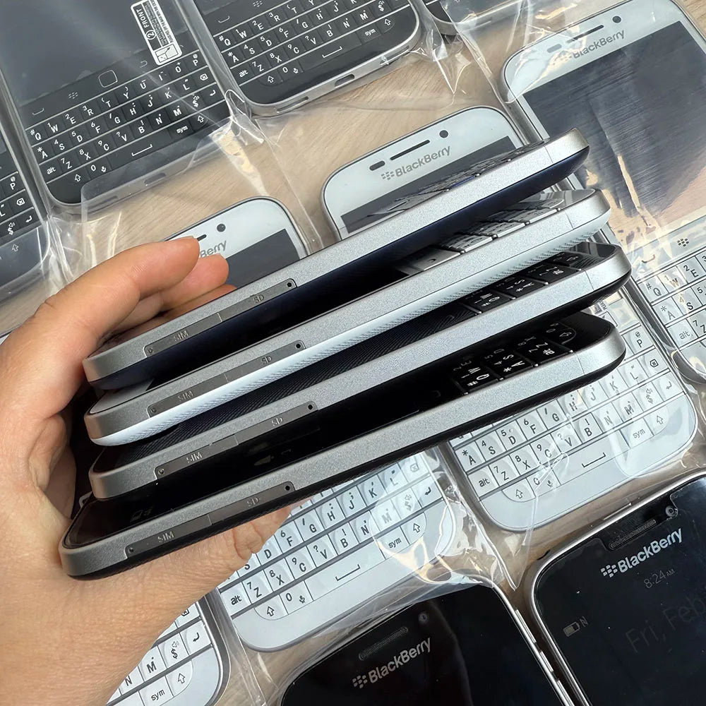 BlackBerry Classic Q20 Original 3.5 " 4G LTE Mobile Cell Phone WIFI 16G ROM QWERTY Keyboard Unlocked Smartphone 95-99% new
