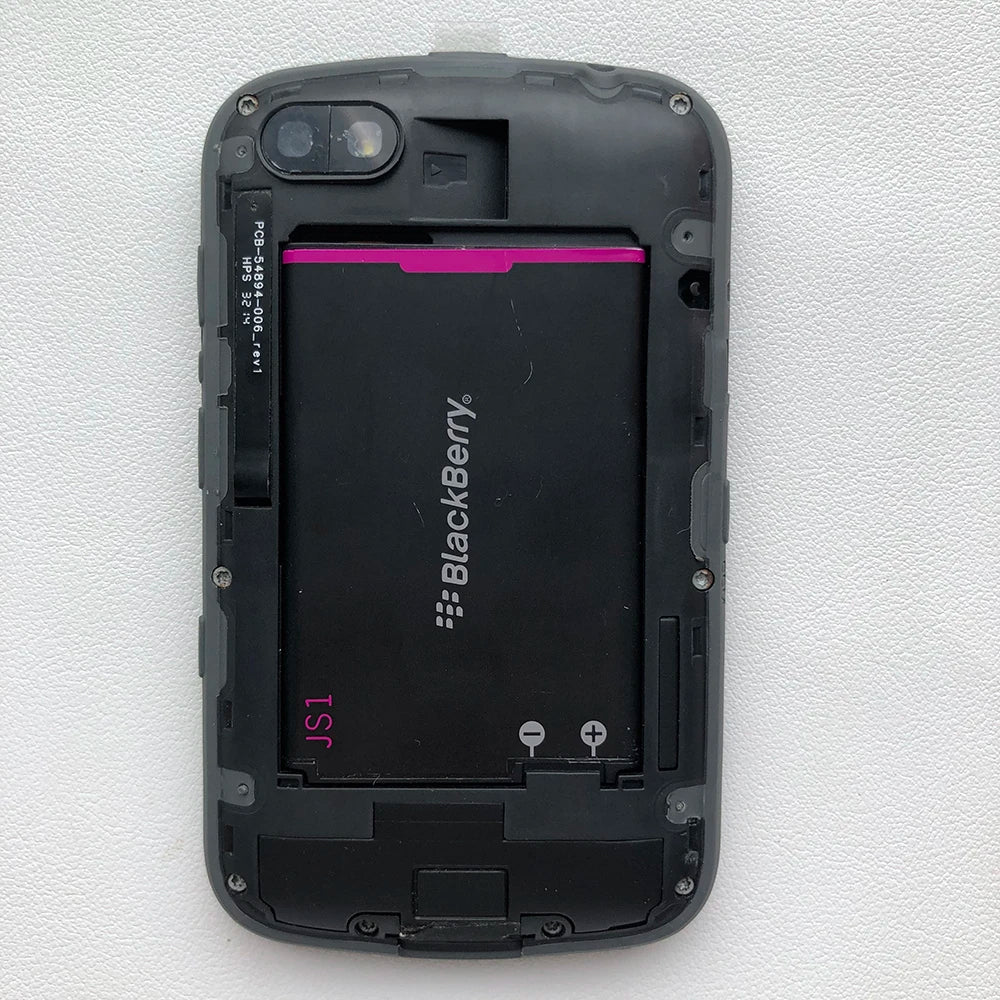 Original Blackberry 9720 Samoa 2G 3G Mobile Cell Phone 2.8" 5MP WiFi BlackBerry OS Smartphone QWERTY Keyboard Cellphone Unlocked